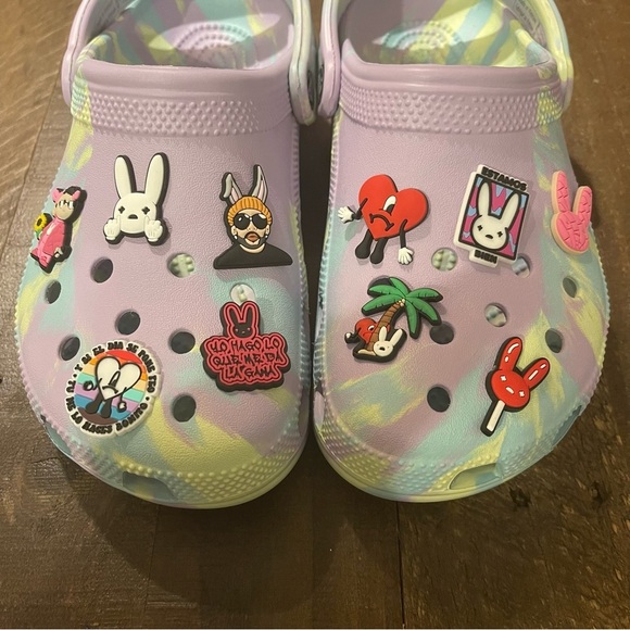 Bad‎ Bunny 10 Piece Crocs Charms Set - Buy 3 of More Get 50% OFF - Picture 3 of 4